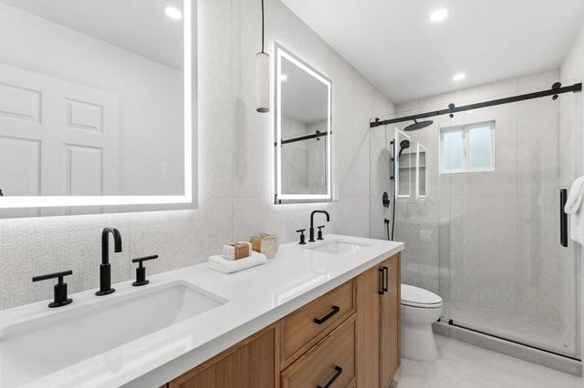 2331 Carmel Drive, Palo Alto, CA 94303