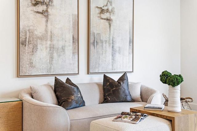 2331 Carmel Drive, Palo Alto, CA 94303