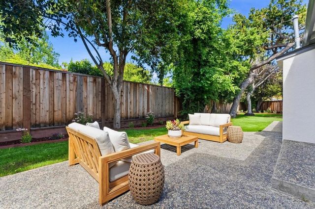 2331 Carmel Drive, Palo Alto, CA 94303