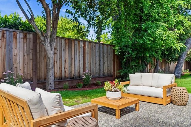 2331 Carmel Drive, Palo Alto, CA 94303