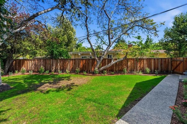 2331 Carmel Drive, Palo Alto, CA 94303