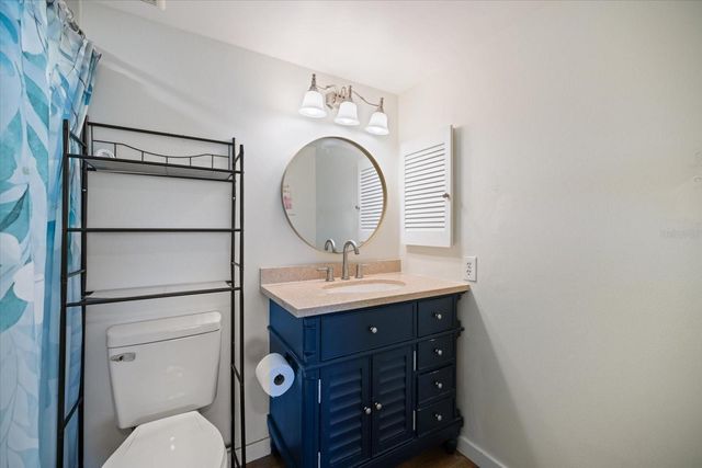 822 CAPRI ISLES BOULEVARD 107, Venice, FL 34292