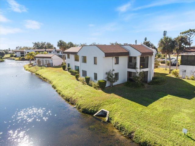 822 CAPRI ISLES BOULEVARD 107, Venice, FL 34292