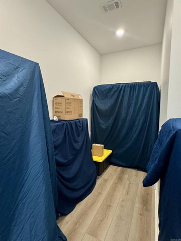 4829 Coronell Way, Alexander, AR 72002