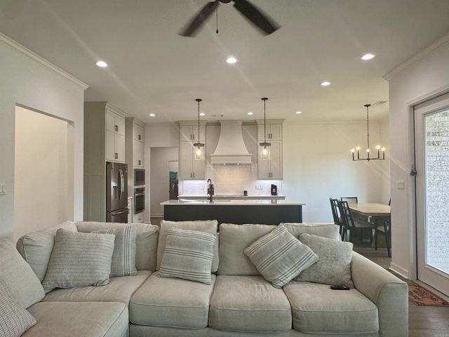 4829 Coronell Way, Alexander, AR 72002