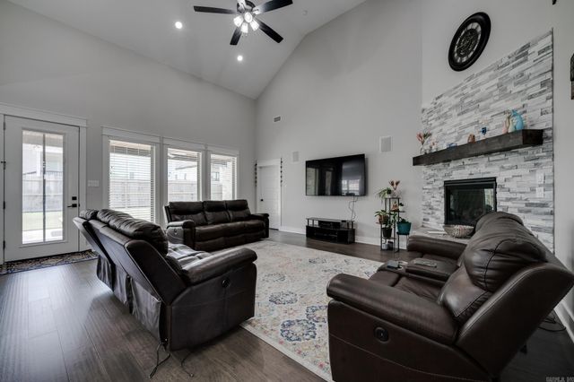 2475 Lilac Drive, Conway, AR 72034