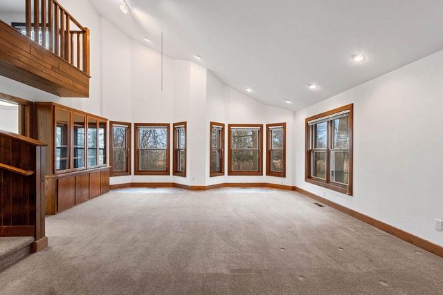 3629 CREEKVIEW ROAD, Green Bay, WI 54115