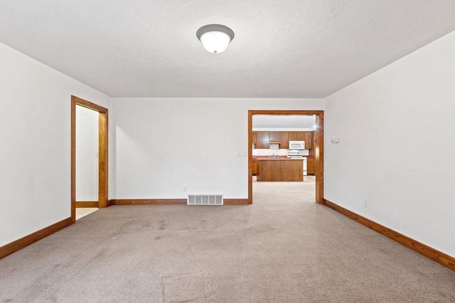 3629 CREEKVIEW ROAD, Green Bay, WI 54115