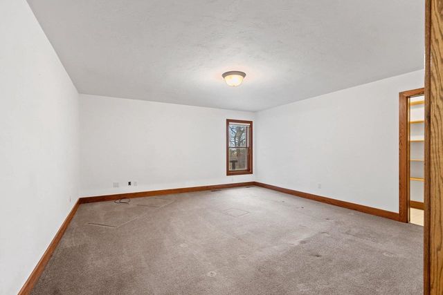 3629 CREEKVIEW ROAD, Green Bay, WI 54115