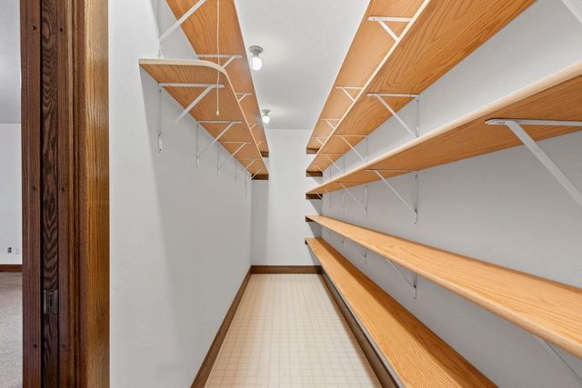 3629 CREEKVIEW ROAD, Green Bay, WI 54115