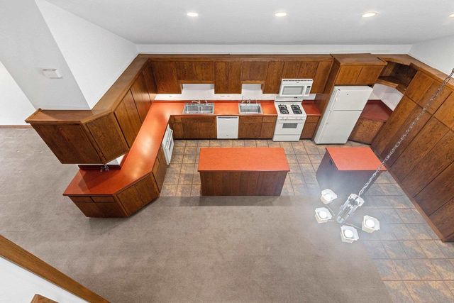 3629 CREEKVIEW ROAD, Green Bay, WI 54115