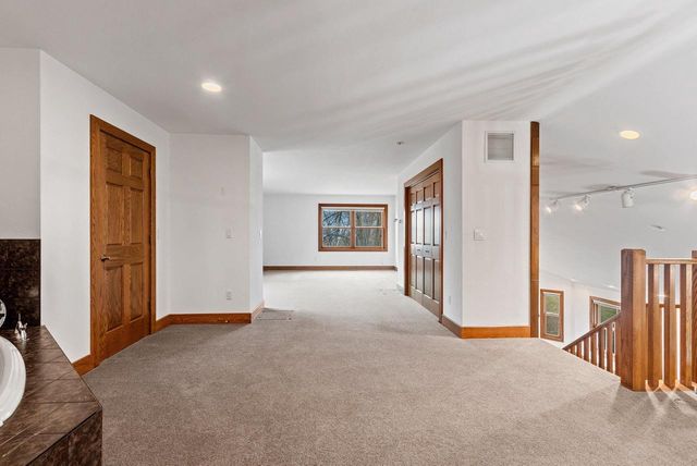 3629 CREEKVIEW ROAD, Green Bay, WI 54115