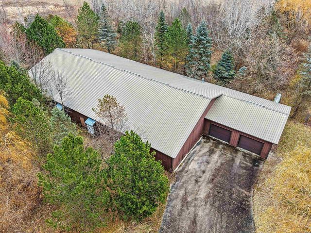 3629 CREEKVIEW ROAD, Green Bay, WI 54115