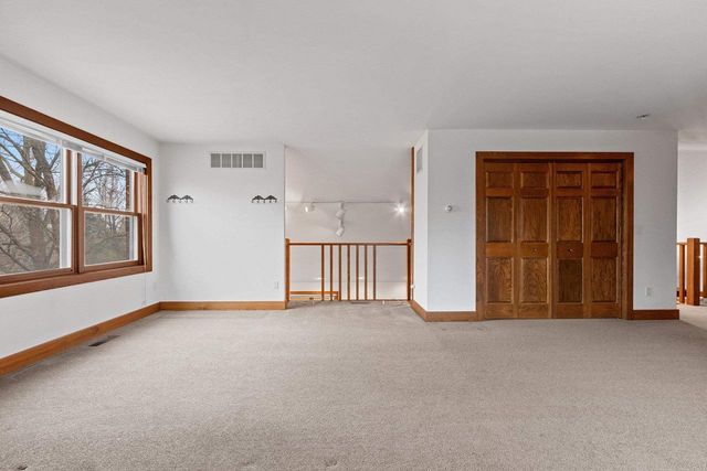 3629 CREEKVIEW ROAD, Green Bay, WI 54115