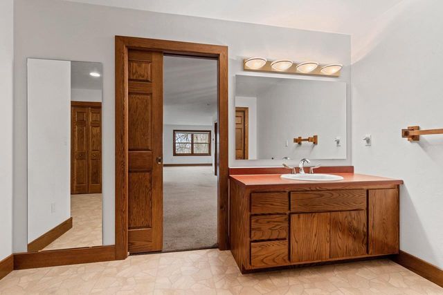 3629 CREEKVIEW ROAD, Green Bay, WI 54115