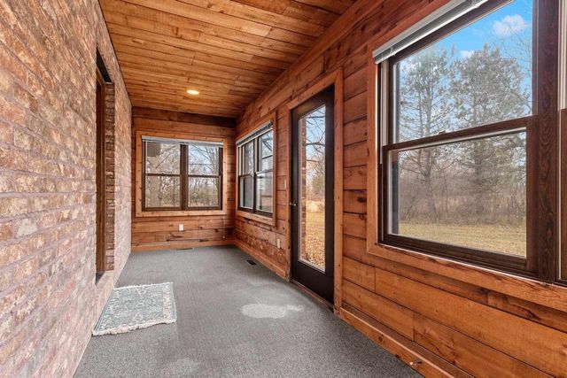 3629 CREEKVIEW ROAD, Green Bay, WI 54115