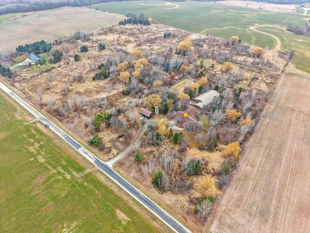 3629 CREEKVIEW ROAD, Green Bay, WI 54115