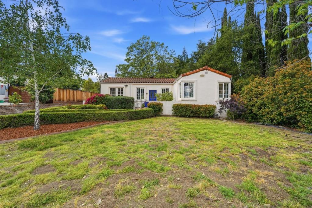 Image 1 of property listing at 14175 Douglass Lane, Saratoga, CA 95070