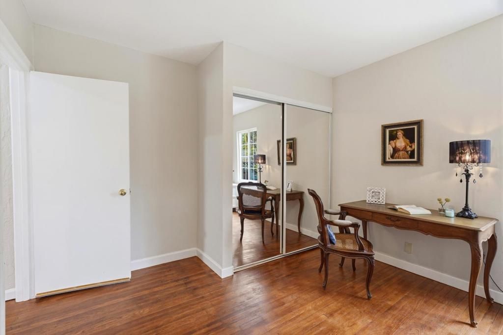 Image 27 of property listing at 14175 Douglass Lane, Saratoga, CA 95070