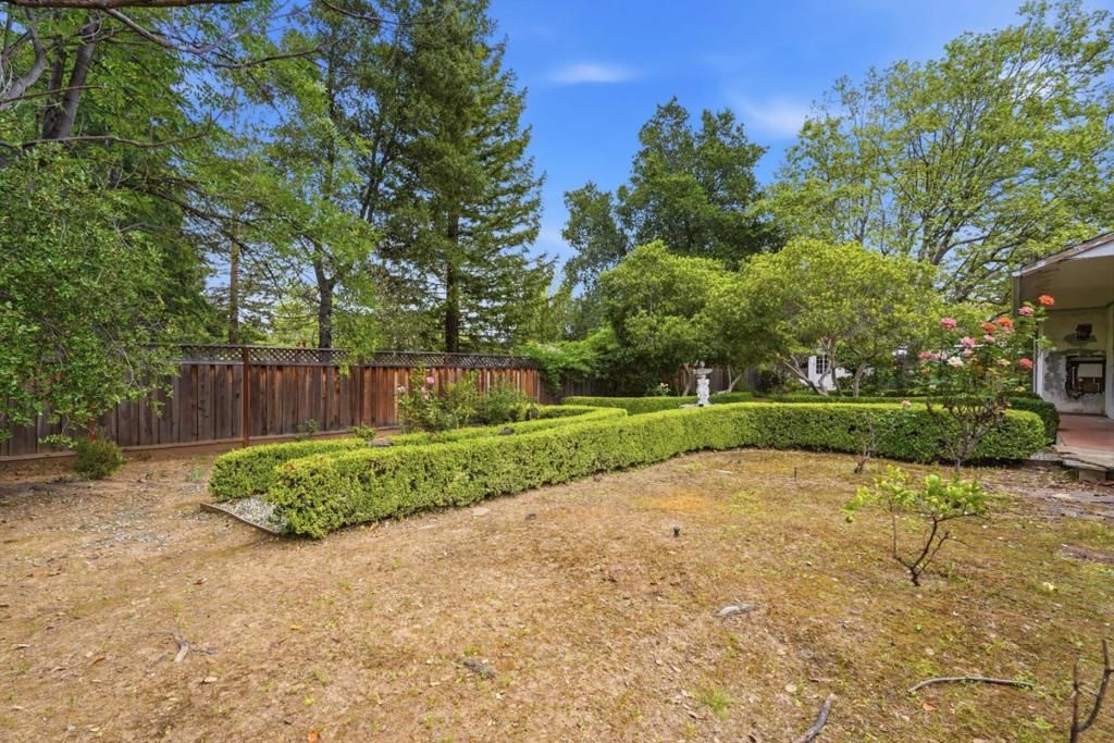 Image 42 of property listing at 14175 Douglass Lane, Saratoga, CA 95070