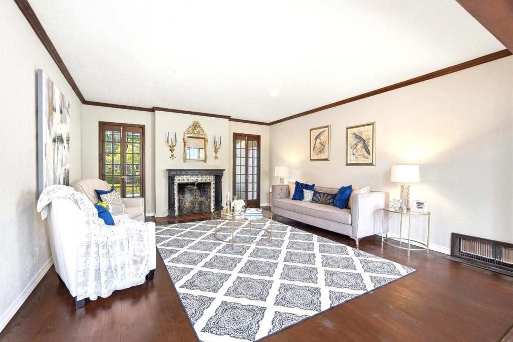 Image 9 of property listing at 14175 Douglass Lane, Saratoga, CA 95070