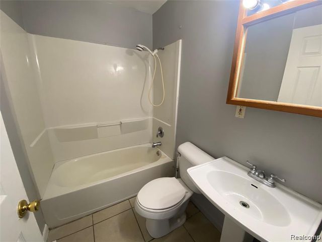 5876 Clippert Street, Taylor, MI 48180