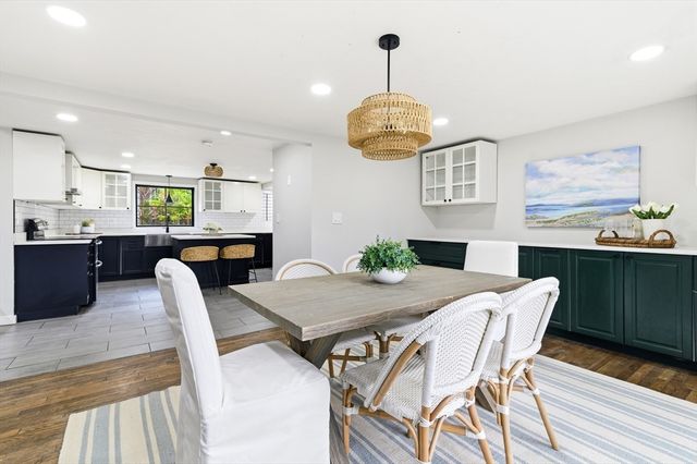757 West St, Duxbury, MA 02332