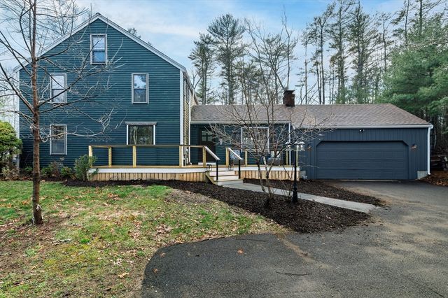 757 West St, Duxbury, MA 02332
