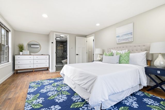 757 West St, Duxbury, MA 02332