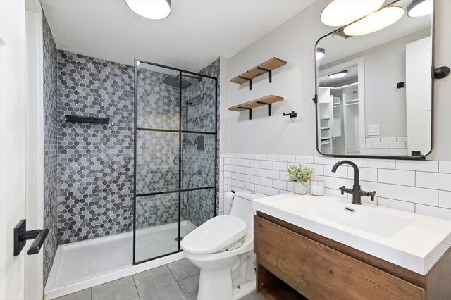 757 West St, Duxbury, MA 02332