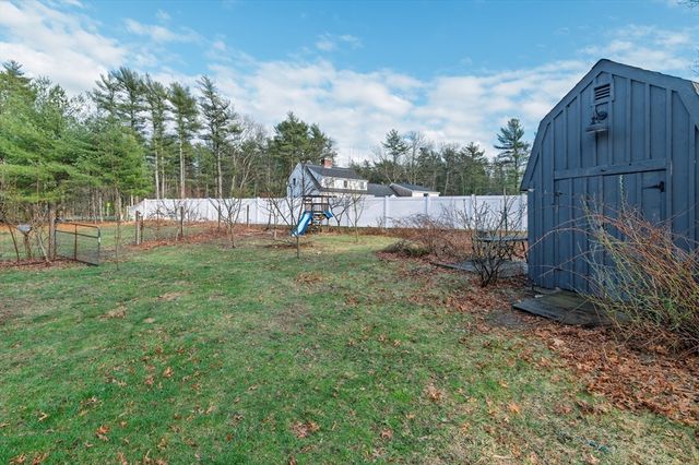 757 West St, Duxbury, MA 02332