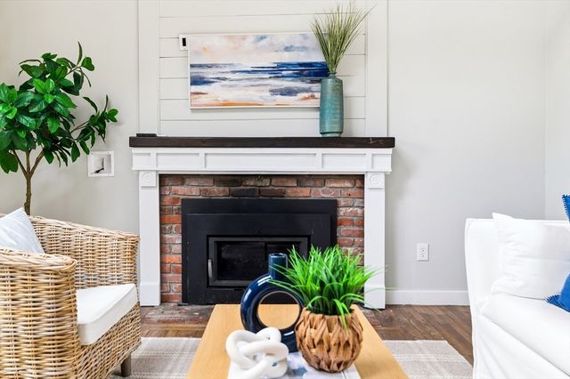 757 West St, Duxbury, MA 02332