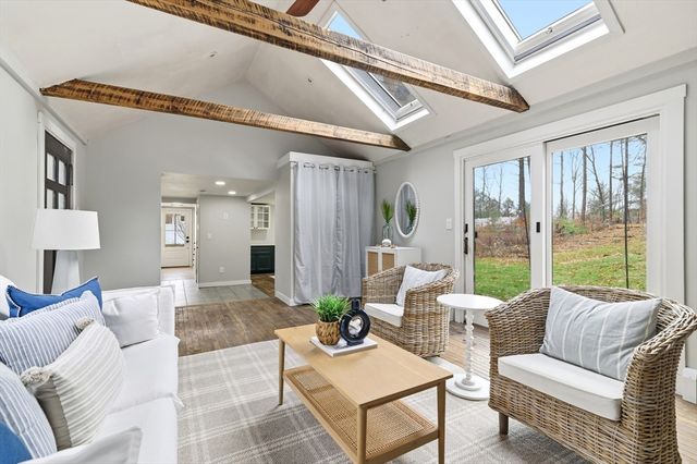 757 West St, Duxbury, MA 02332