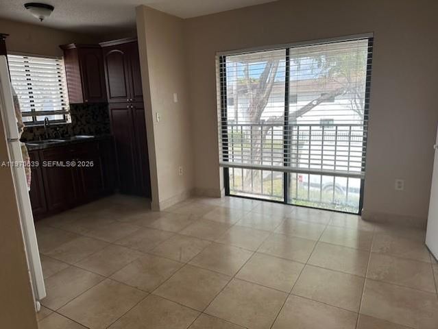 1521 W 42nd Pl 18, Hialeah, FL 33012