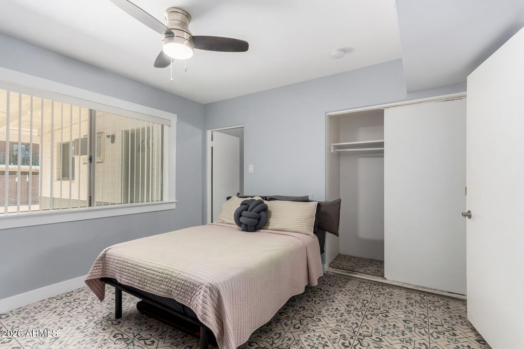 Image 30 of property listing at 921 W VERDE Lane, Phoenix, AZ 85013