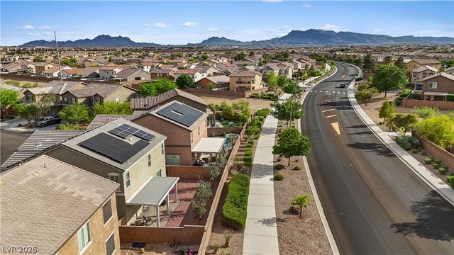 1121 Copper Grass Street, Henderson, NV 89011