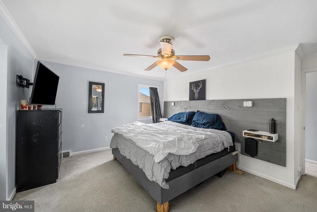 1413 BLACKROCK RD, Swarthmore, PA 19081