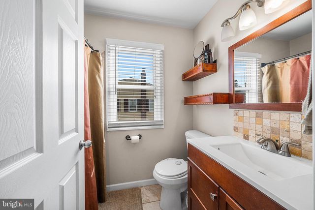 1413 BLACKROCK RD, Swarthmore, PA 19081