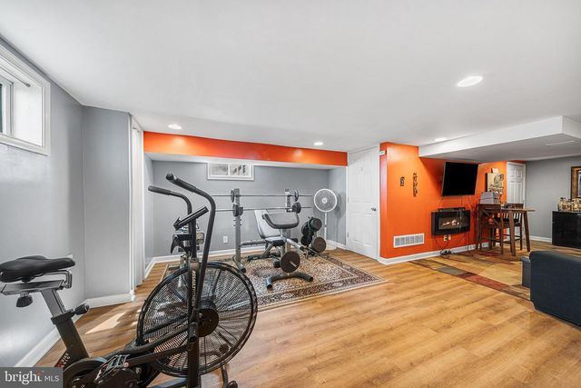 1413 BLACKROCK RD, Swarthmore, PA 19081