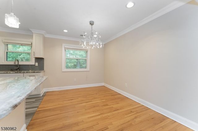 4 Furman Ln, Raritan Twp., NJ 08822