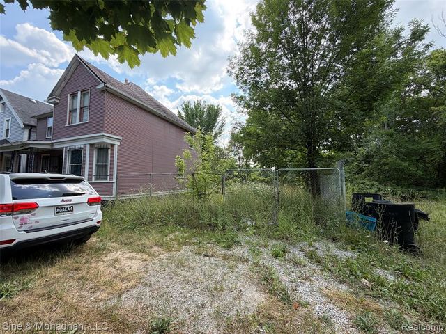 4539 Mcclellan Street, Detroit, MI 48214