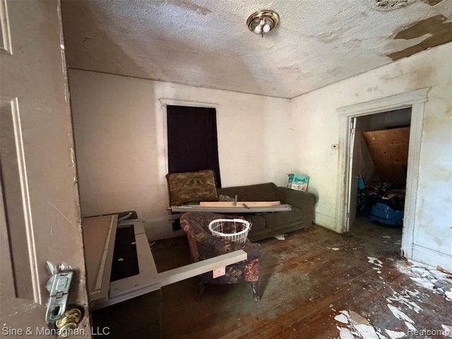 4539 Mcclellan Street, Detroit, MI 48214