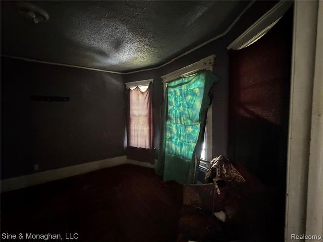 4539 Mcclellan Street, Detroit, MI 48214