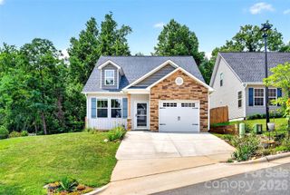 200 Rockrose Court, Asheville, NC 28803