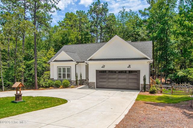 1046 Monticello Drive, Pinehurst, NC 28374
