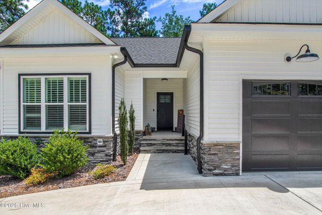 1046 Monticello Drive, Pinehurst, NC 28374