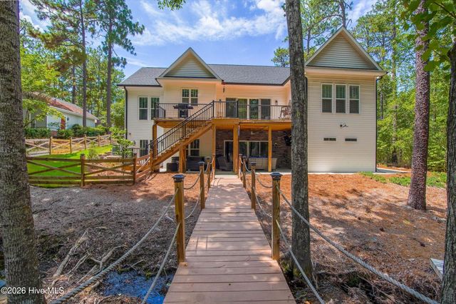 1046 Monticello Drive, Pinehurst, NC 28374