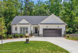 1046 Monticello Drive, Pinehurst, NC 28374