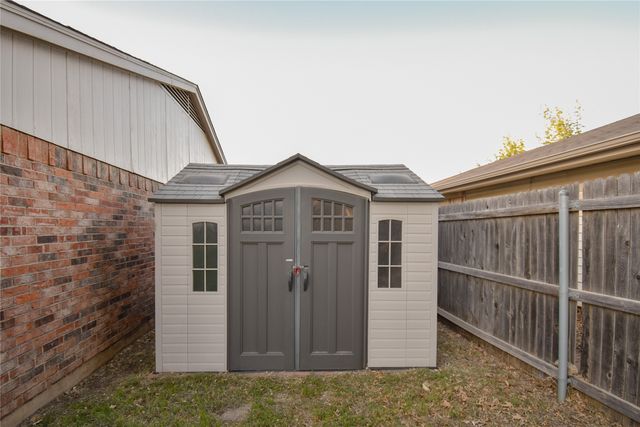 1121 Celeste Street, Crowley, TX 76036