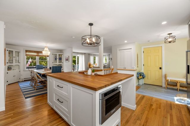 21 Mill Pond Rd, Harwich, MA 02645
